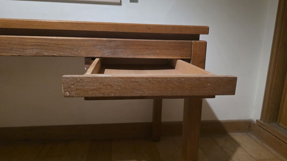 Mesa Madeira maciça tipo Cerne