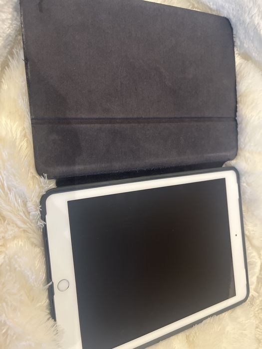 Ipad 6 geracao 9,7 cinza 32 GB