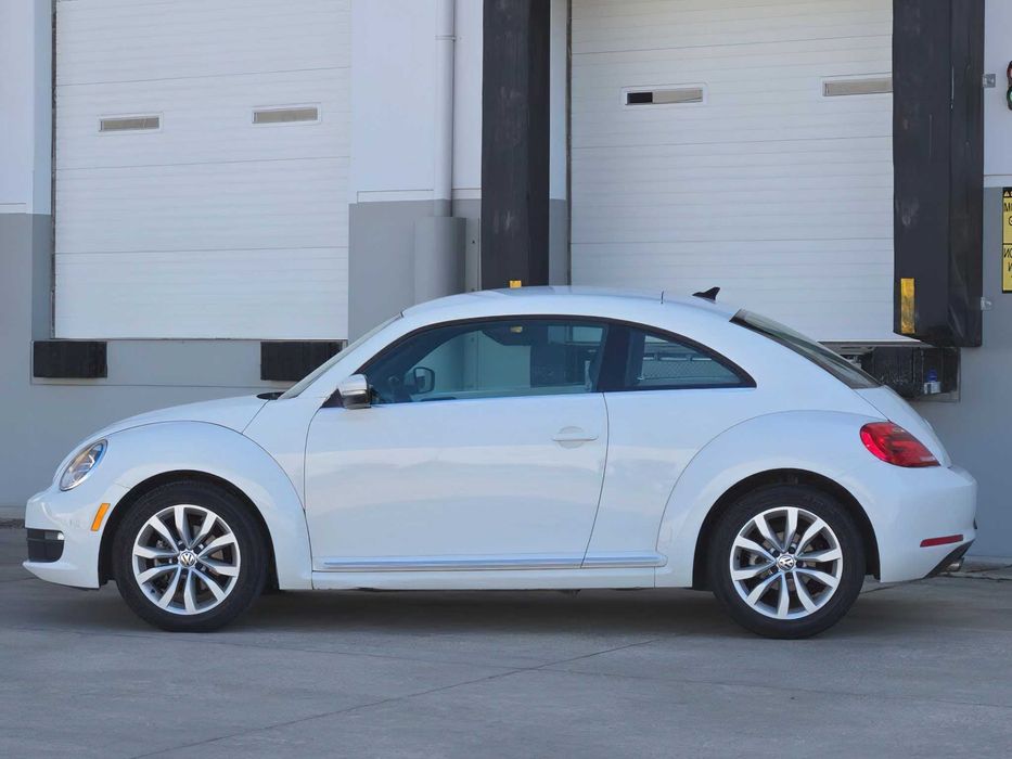 Volkswagen Beetle      2015