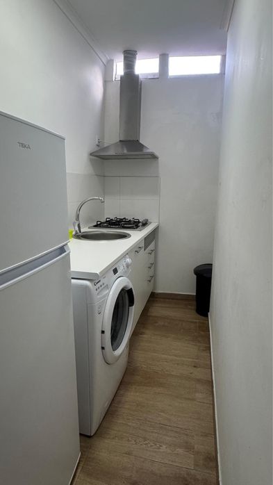 Alugo habitação T.0