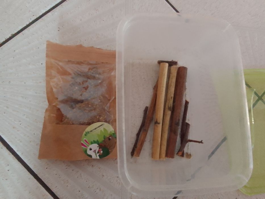 Zioła, granulat i przysmaki warzywne dla królika