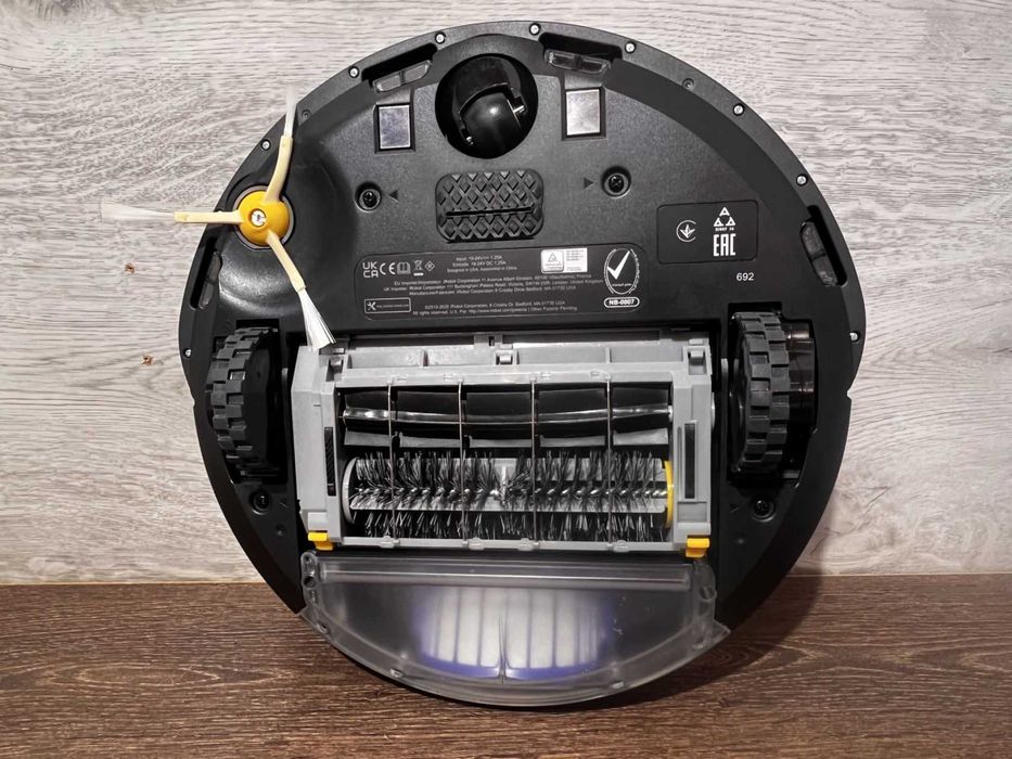 Робот-пилосос iRobot Roomba 692 Wi-Fi