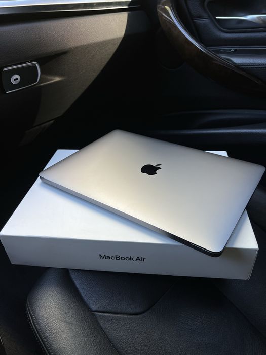 MacBook Air M1 8/256 ІДЕАЛЬНИЙ стан МАКБУК