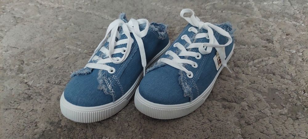 Buty trampki - wsuwane jeansowe damskie