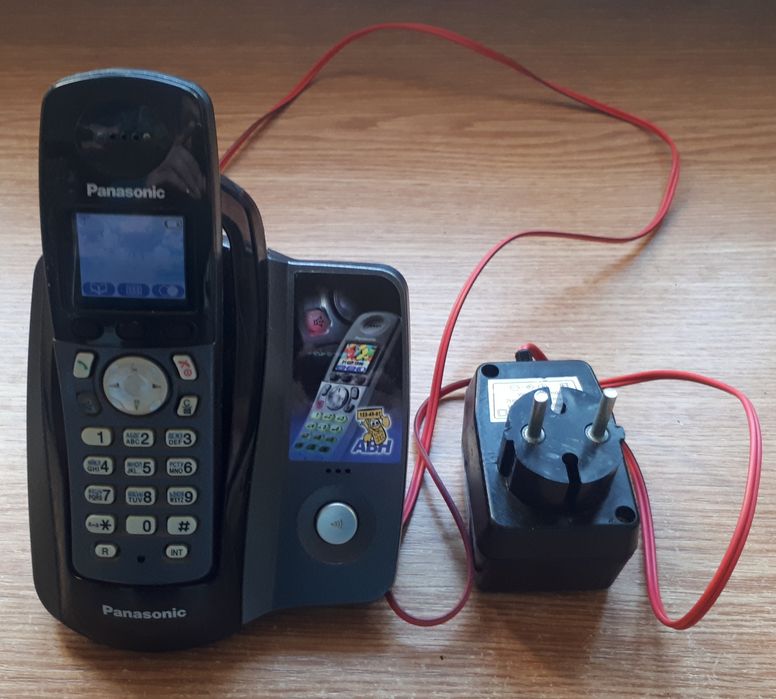 Радиотелефон Panasonic KX-TCD305UA