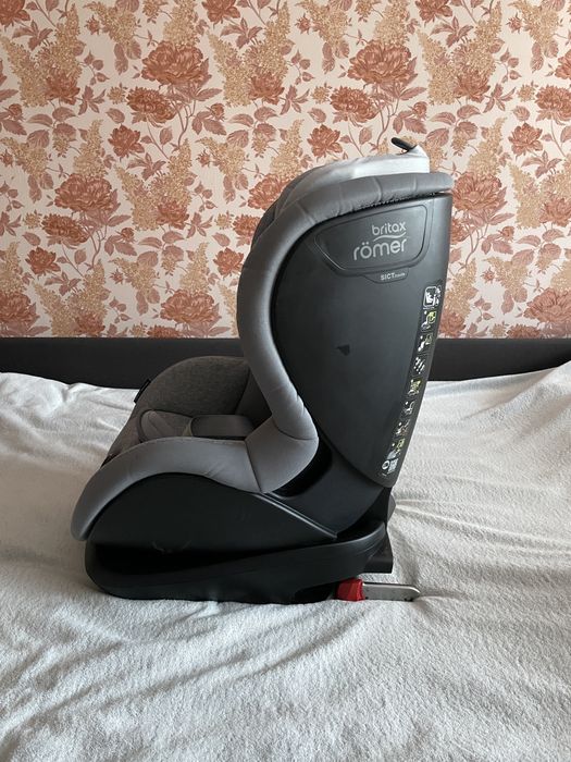 Автокрісло Britax Römer TRIFIX2 i-SIZE (Grey Marble)