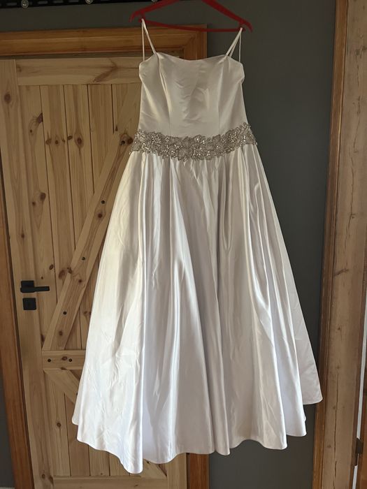 Suknia ślubna z kieszeniami