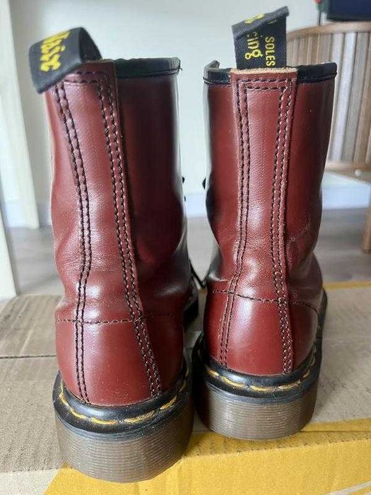 Черевики жіночі dr. martens cherry red