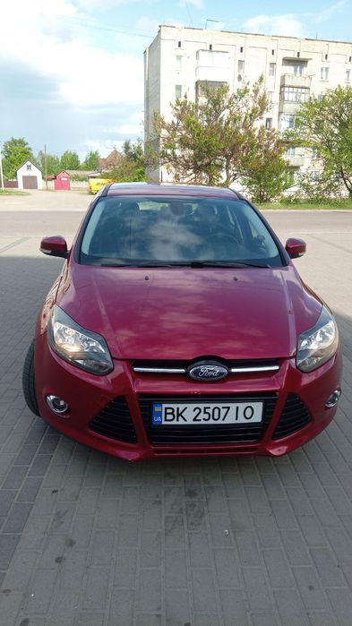 Продам FORD FOKUS 3 1,6 бензин.