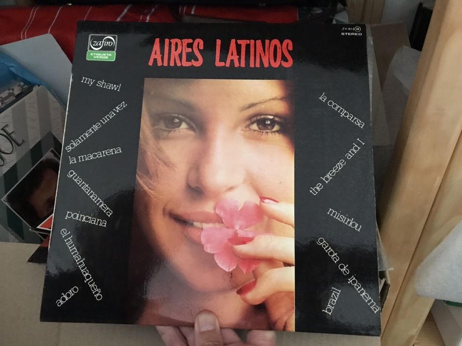 Vinis diversos 25 cada