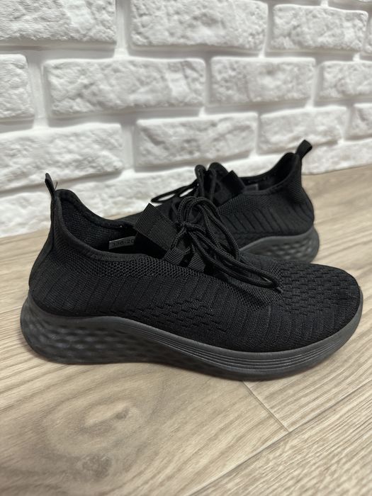 Продам кросівки з сітки 36-37р