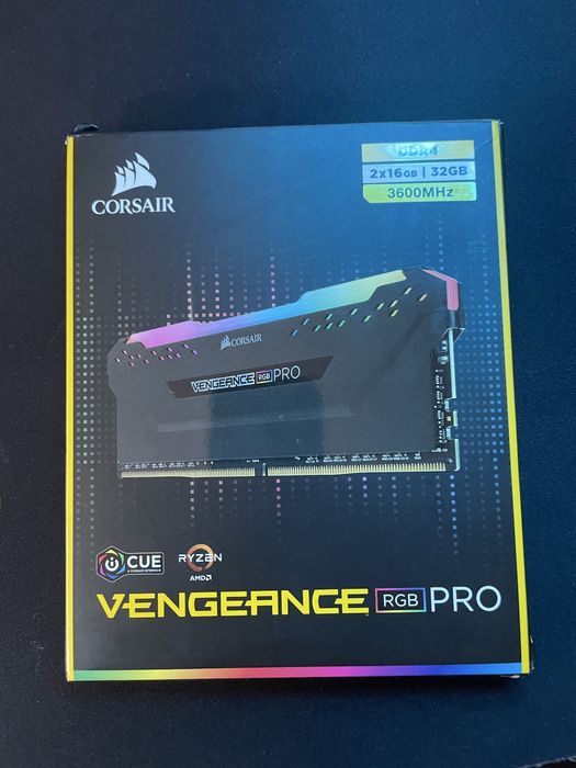 CORSAIR VENGEANCE DDR4 4000MHz 8GB×4枚 Оперативная память DDR4 16 Gb (4000 MHz) (Kit 8 Gb x 2