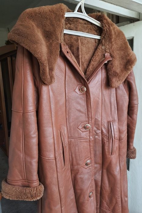 Дублёнка натуральная длинная с капюшоном. Дублёнка женская.