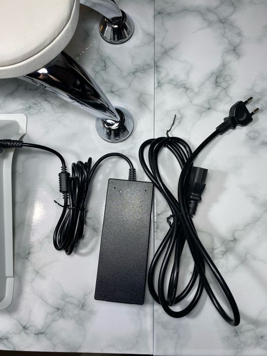 Витяжка для манікюру настільна