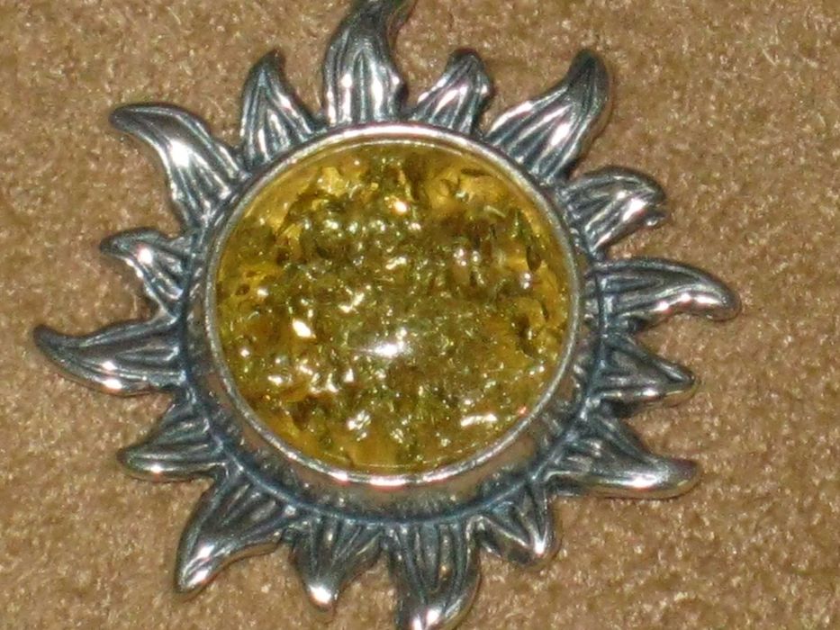 Medalha ( C/Âmbar ) Prata Maciça de Lei 925`/.. C/Contraste