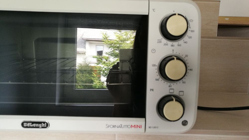 Opiekacz DeLonghi
