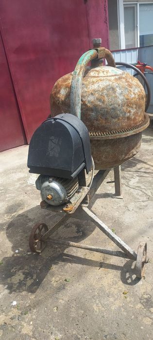 Продам бетономешалка б/у