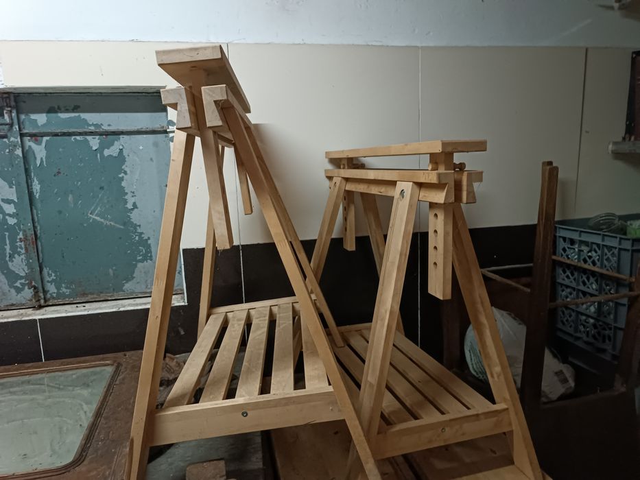 Sete cavaletes robustos - modelo antigo muito resistente