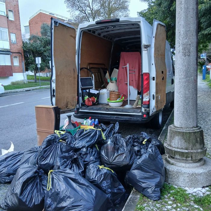LIMPEZAS DE APARTAMENTOS GARAGENS SOTÃOS DESPEJOS