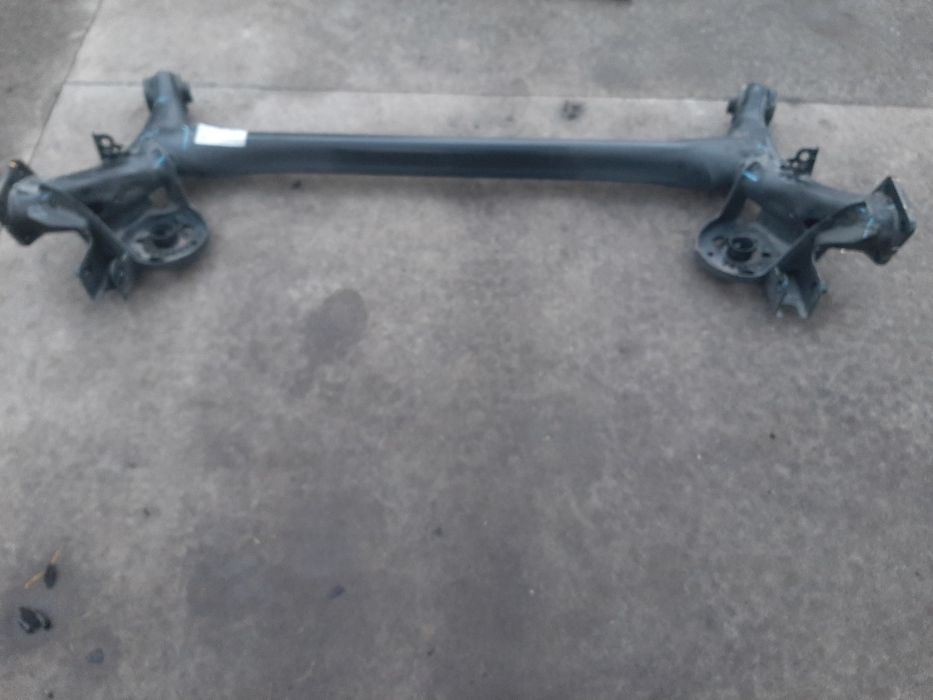 Задня балка шевроле болт