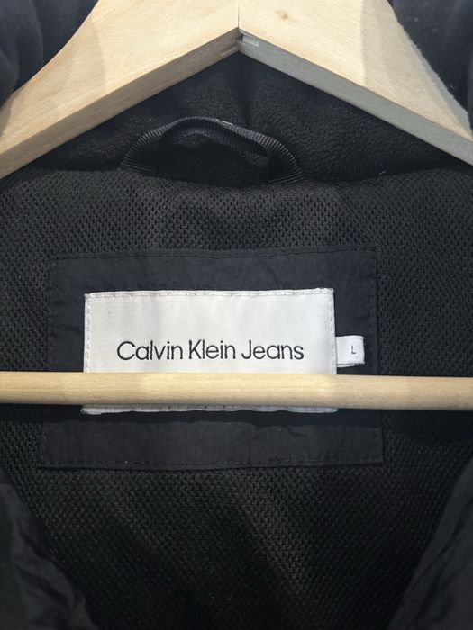 Чорна нейлонова чоловіча жилетка Calvin Klein розмір M-L