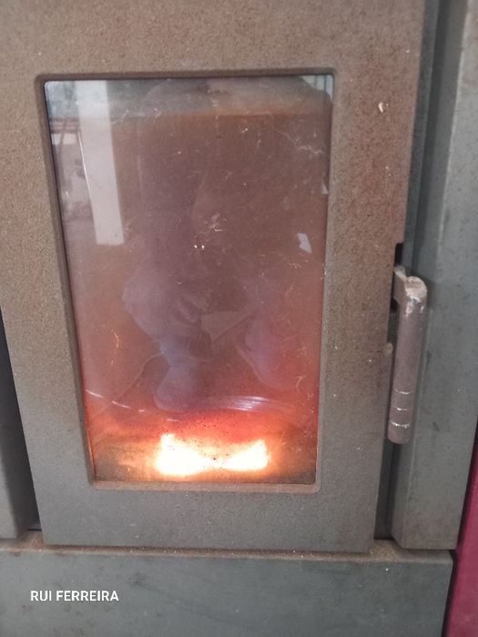 Salamandra a pellets