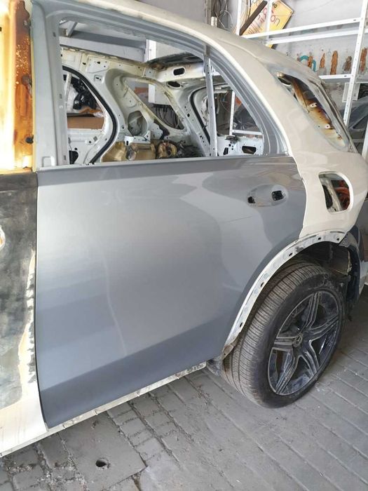Двері голі задні ліві Mercedes W167 GLE 350 450 A1677308111