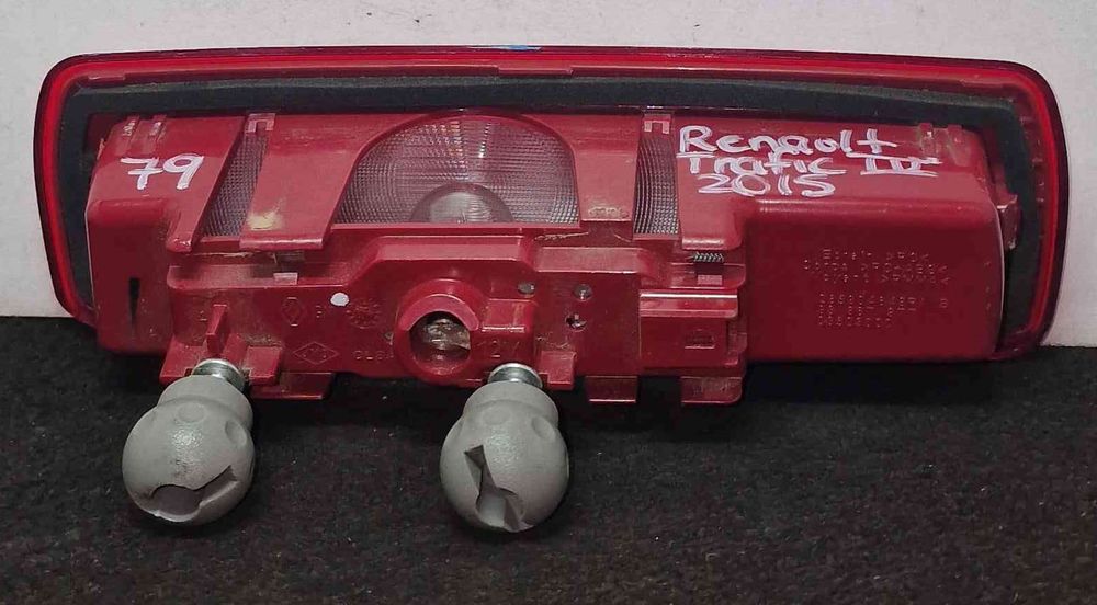Luz Stop Adicional / 3º Stop - RENAULT TRAFIC III Caixa