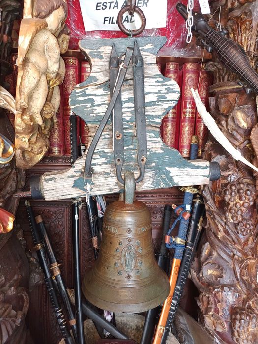 Sino Bronze Grande Dimensão Século XVII