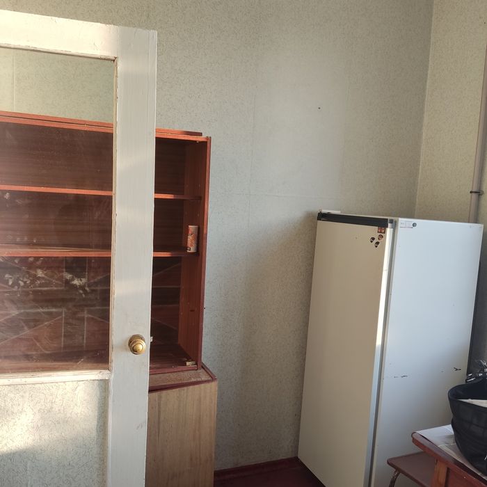 Однокімнатна, Богдана Хмельницького.