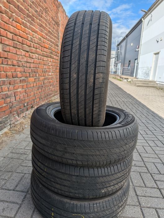 4x  Michelin Primacy 4 215/65 r17