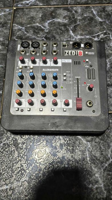 Allen & Heath ZEDi-8 Analog Mixer / USB Audio Interface