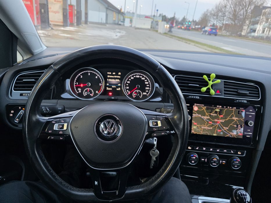Sprzedam Golf 7 2018r 1,6Tdiesel