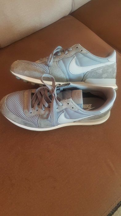 Buty nike internationalist 42