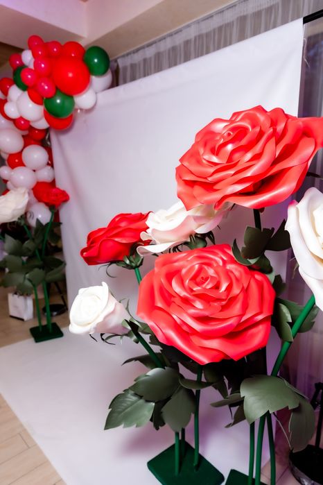 Штучні квіти, фотозона