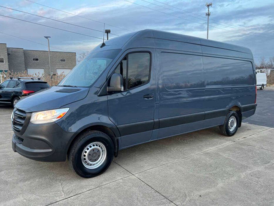 Mercedes-Benz Sprinter      2019