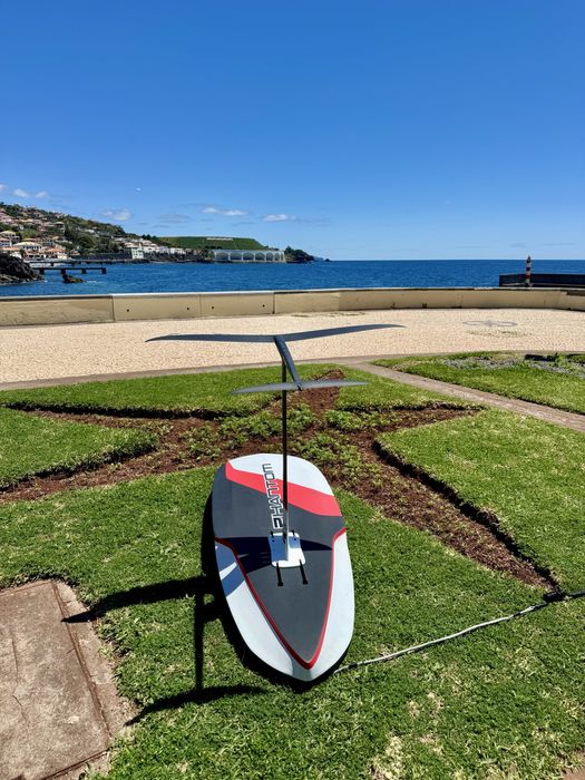 Prancha Phantom mid lenght FoilDrive Parawing Downwind