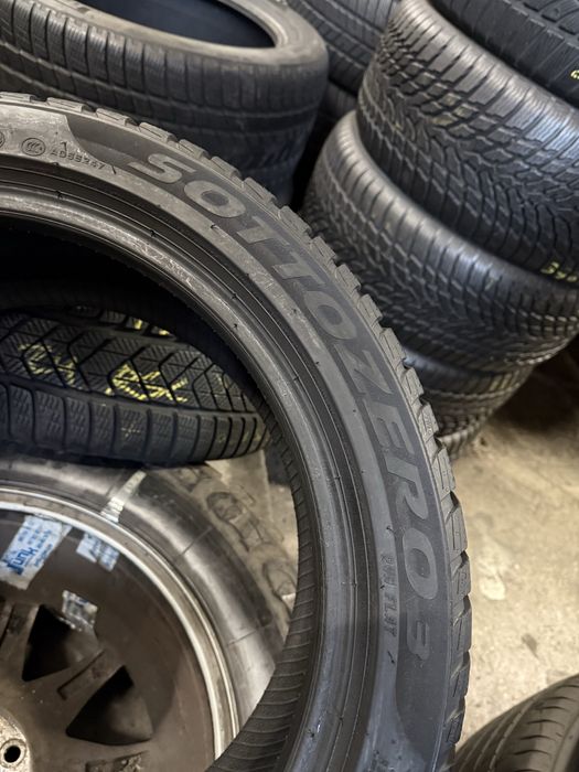 Шини Зимові 225х45хR18 PIRELLI Sottozero 3 RSC / 2шт / 6.2мм Залишок