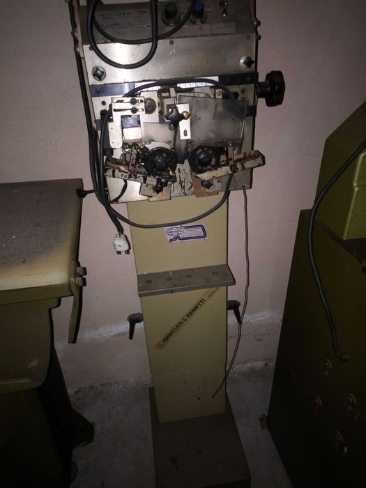 Maquinas industria couro