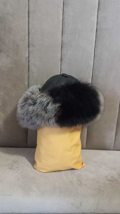 Шуба натуральна зимова шапка хутро