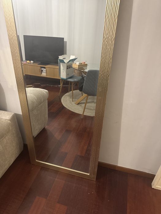 Espelho dourado como novo