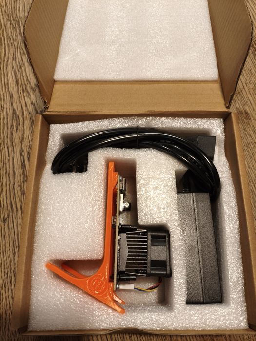 Bitaxe Gamma 601 koparka solo miner.