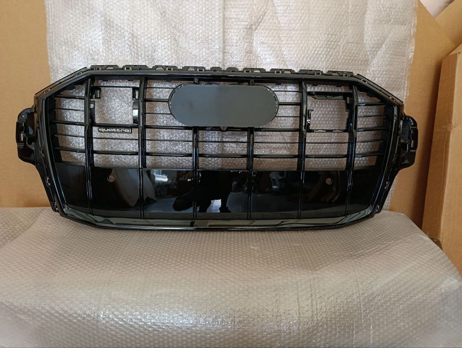 Решітка радіатора під радар AUDI Q7 2020 2021 2022 2023
