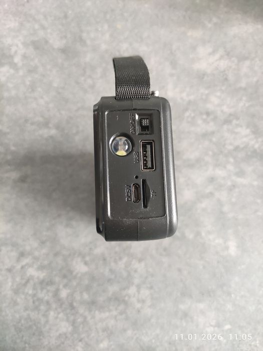 Портативний радіоприймач радиоприемник  з bleutooth, USB