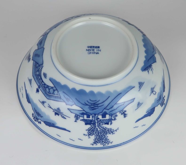 Taça em porcelana da China Cantão