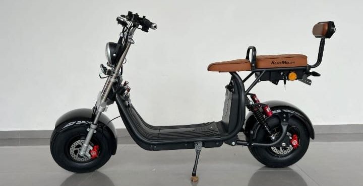 Moto eletrica com documentos