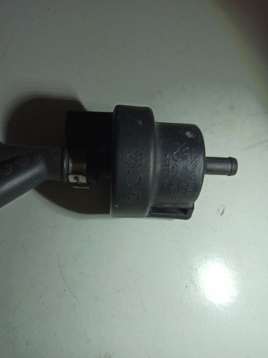 Válvula de vácuo - AUDI A4 Avant (8E5, B6) | 00 - 05