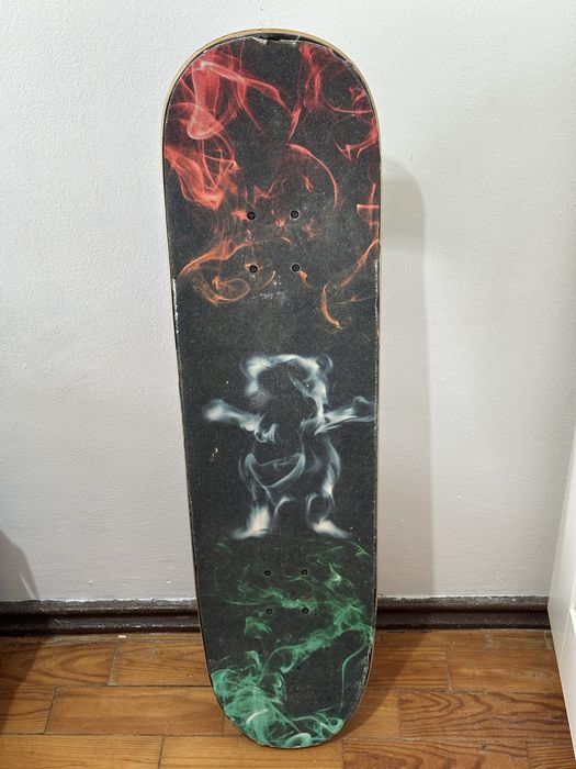 Skate completo mais Rolamentos Red Bones