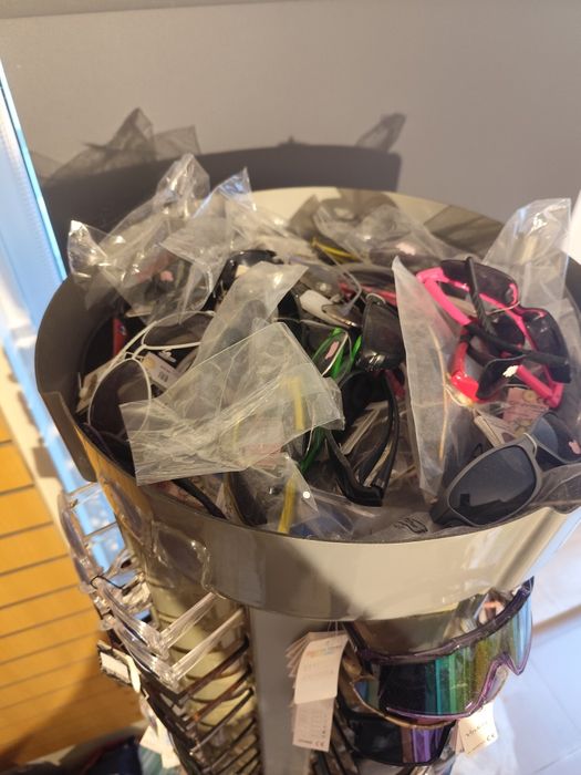 Expositor de óculos carrinho