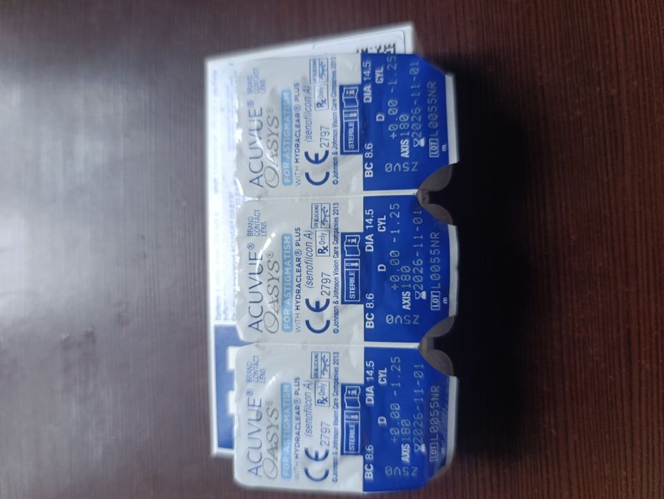 Контактні лінзи ACUVUE OASYS for astigmatism